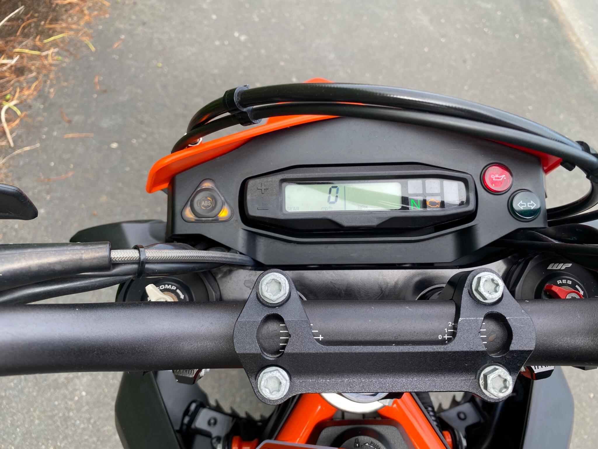 SOLD 2022 22 Reg KTM 690 SMC R